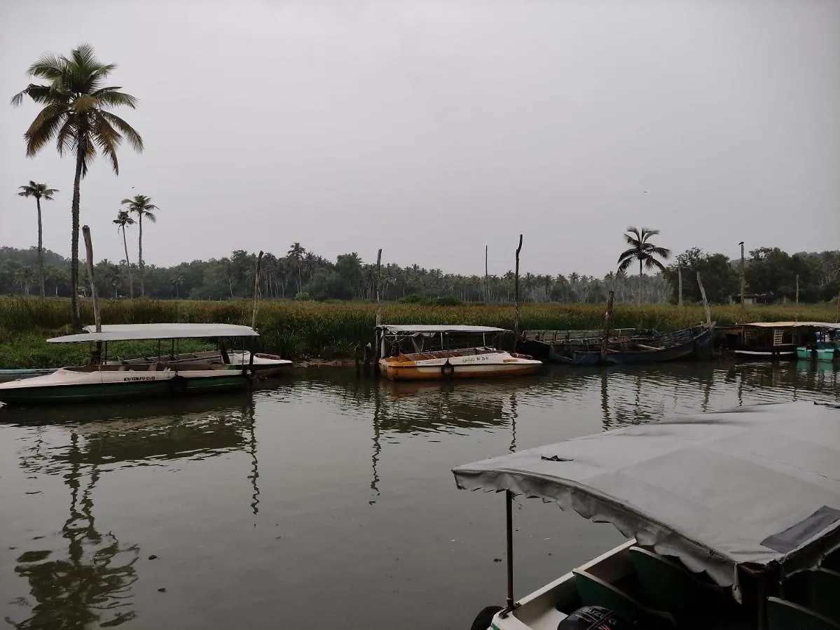Kayaloram Resort Poovar