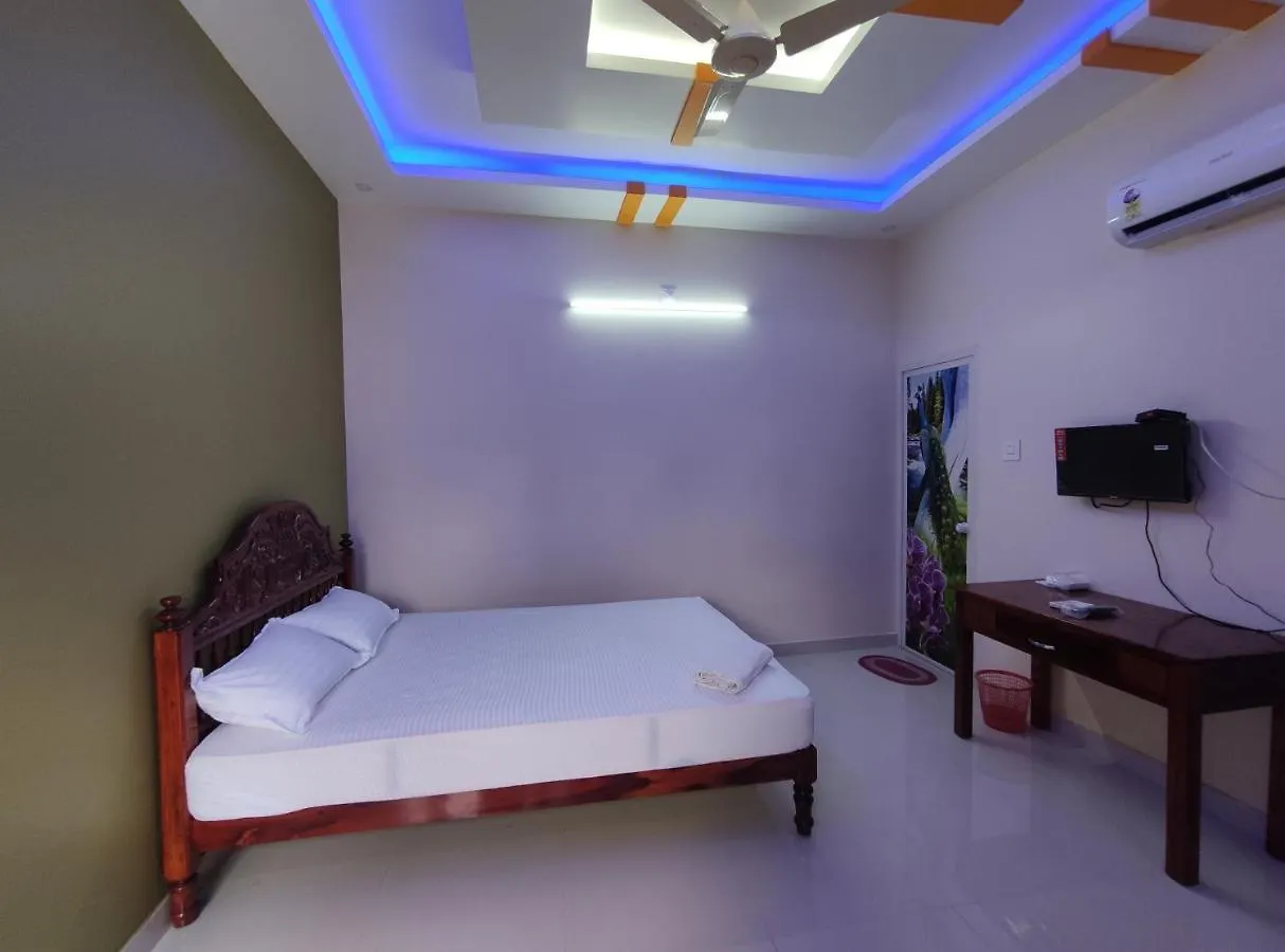 Kayaloram Resort Poovar