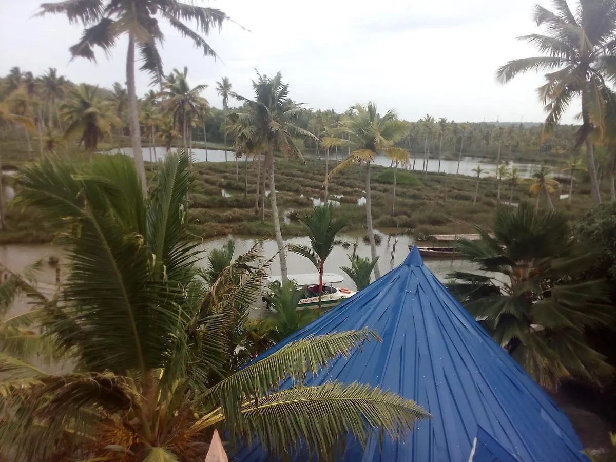 Kayaloram Resort Poovar